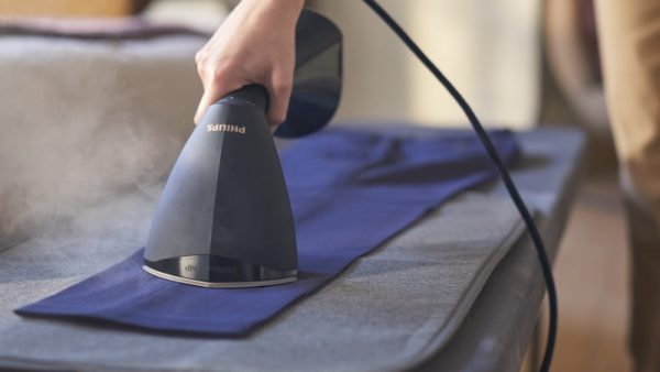 Philips 8000 Series GC810/20 Garment steamer 0.23 L, 1600 W, Black/Pink - Image 6