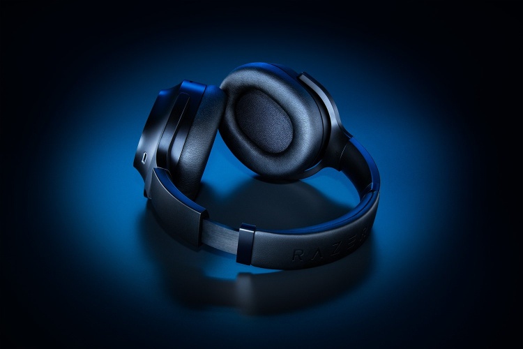 Razer Barracuda Pro Gaming Headset Wired & Wireless USB-C, Bluetooth, Black - Image 3