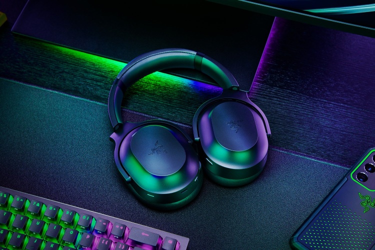 Razer Barracuda Pro Gaming Headset Wired & Wireless USB-C, Bluetooth, Black - Image 4