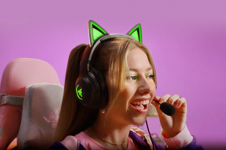 Razer Kraken Kitty V2 Wired Gaming Headset, Black