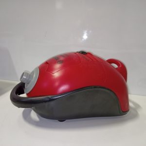 Ecost Customer Return Theo Klein Bosch Vacuum Cleaner, Faithful Replica, With Battery-Operated Sucti