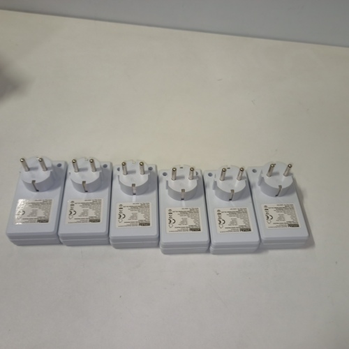 Ecost customer return mumbi Radio Plug Sockets Set Including 6 x Radio Plug Sockets and 2 x/Wireless
