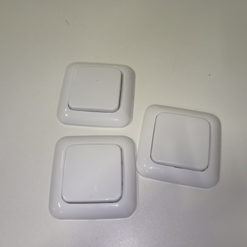 Ecost customer return Smartwares SH499567 Bedroom Light Switch Set Plug & Connect 1 Builtin Switch