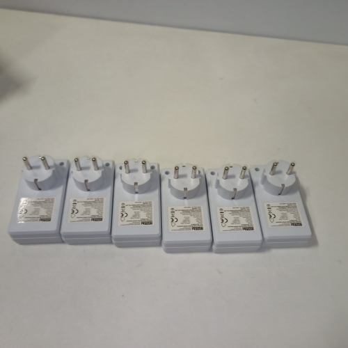 Ecost customer return mumbi Radio Plug Sockets Set Including 6 x Radio Plug Sockets and 2 x/Wireless