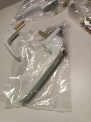 Ecost customer return Neoteck Poignée de Fen?tre 10 Pcs UPVC Poignée de Fen?tre Double Vitrage Poign