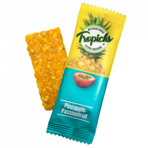 Tropicks Dried pineapple, passion fruit bar, 20 g