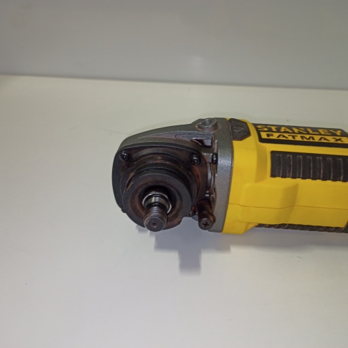 Ecost customer return Stanley FMC761B Grinder 18 was
