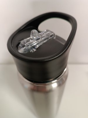 Ecost Customer Return Vinsun Stainless Steel Drinking Bottle 750 ml - 3 Lids - Leak-Proof, Suitab
