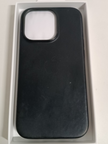 Ecost Customer Return Apple iPhone 14 Pro Leather Case with Magsafe- midnight