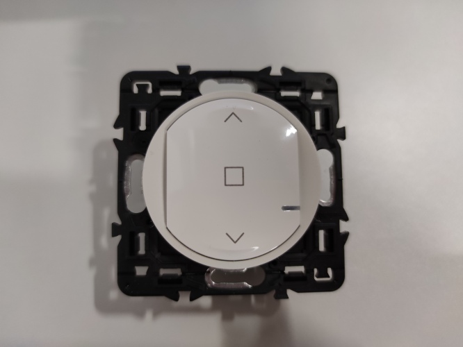 Ecost customer return Legrand Switch for wired roller shutters for Céliane with Netatmo Connected i