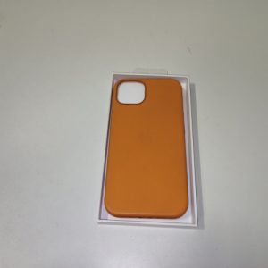 Ecost Customer Return Apple leather case (for iPhone 13) - Nespola