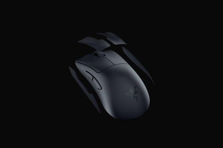 Razer DeathAdder V3 Pro Wireless Gaming Mouse, RF Wireless + USB-C, 30000 DPI, Black