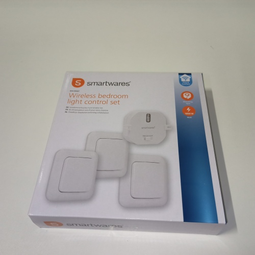 Ecost customer return Smartwares SH499567 Bedroom Light Switch Set Plug & Connect 1 Builtin Switch