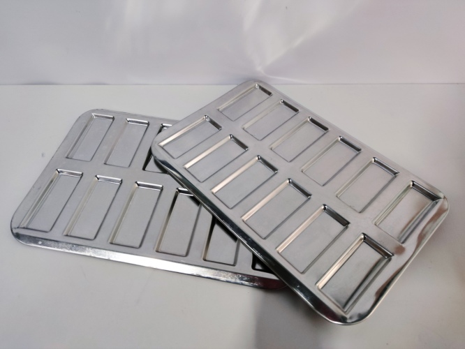 Ecost customer return Gobel 167030 Mini Baking Tray Tin Plate