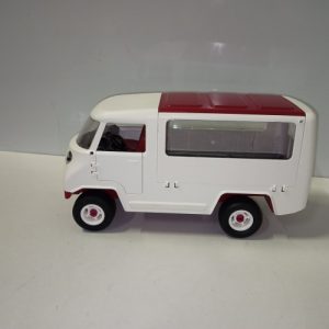 Ecost Customer Return Schleich 42370 Mobile veterinarian with Hanoverian foals, for children from 5