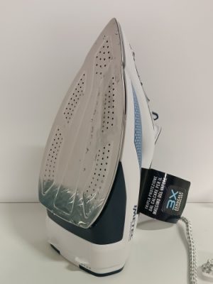 Ecost Customer Return, Imetec ZeroCalc Z3 3500 Steam Iron with Anticalcare Technology, Multi-Hole St