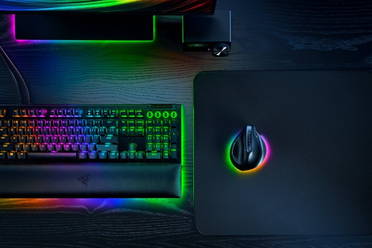 Razer Pro Click V2 Vertical Ergonomic Wireless Mouse RF Wireless+Bluetooth+USB-C, 30000 DPI, Black - Image 9