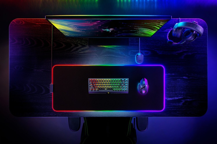 Razer Strider Chroma Gaming mouse pad, RGB, Black - Image 5