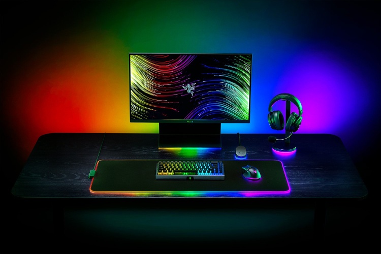 Razer Strider Chroma Gaming mouse pad, RGB, Black - Image 6