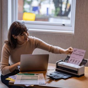Brother ADS-1300 Scanner A4 Colour 30 ppm 600x600 DPI, ADF, USB