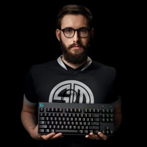 Logitech G PRO Wired Mechanical Gaming Keyboard, Tenkeyless, GX Blue clicky, US INT, Black