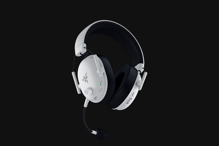 Razer BlackShark V3 Wireless Gaming Headset, Bluetooth, White - Image 5
