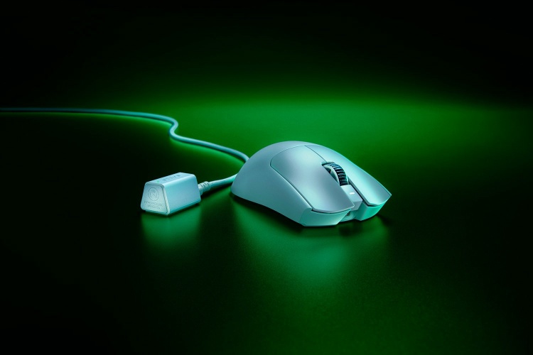 Razer Viper V3 Pro Wireless Gaming Mouse RF Wireless + USB-C, 35000 DPI, White - Image 4