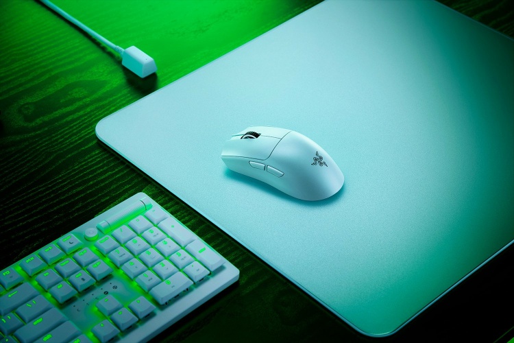 Razer Viper V3 Pro Wireless Gaming Mouse RF Wireless + USB-C, 35000 DPI, White - Image 5